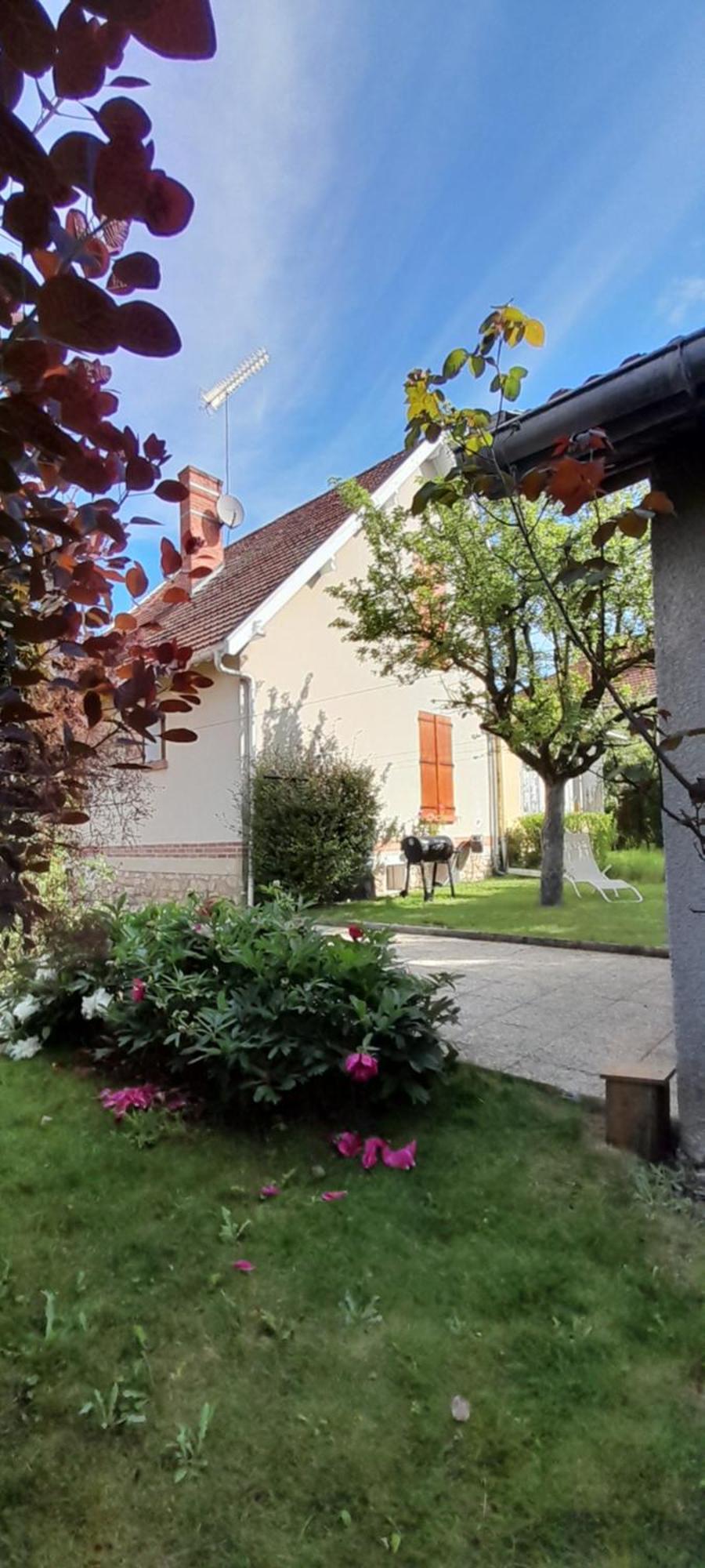 Un Brin De Bonheur Villa Troyes Exterior foto